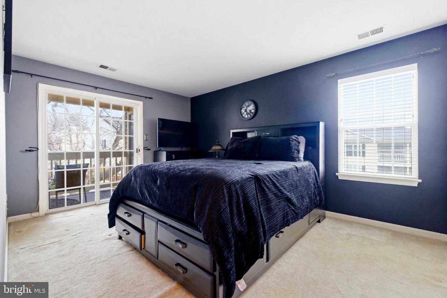 10208-C ASHBROOKE CT #19, OAKTON, Virginia 22124, 2 Bedrooms Bedrooms, 5 Rooms Rooms,2 BathroomsBathrooms,Residential,For sale,10208-C ASHBROOKE CT #19,VAFX2293732 MLS # VAFX2293732