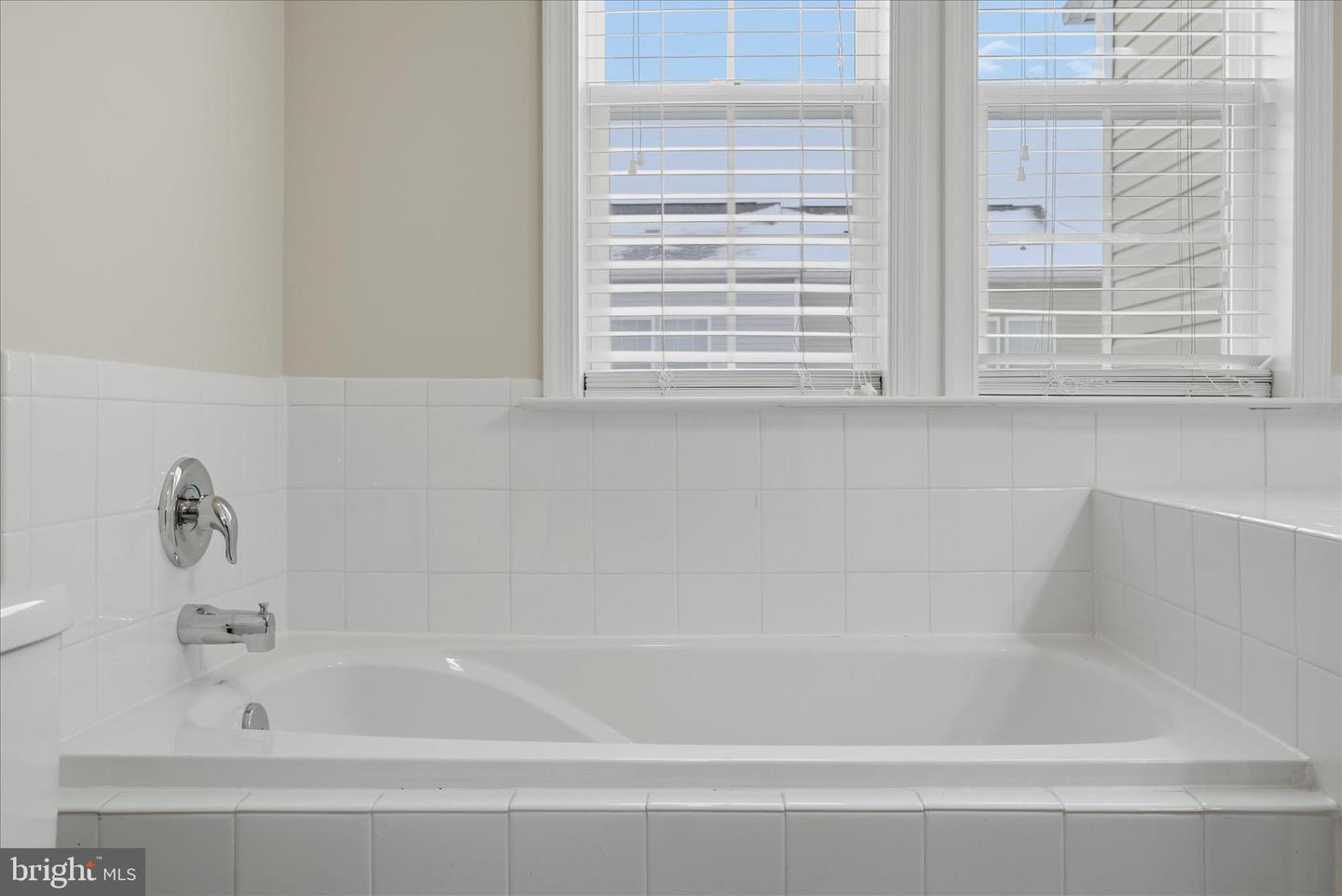 244 SCHRAMM LOOP, STEPHENS CITY, Virginia 22655, 3 Bedrooms Bedrooms, ,3 BathroomsBathrooms,Residential,For sale,244 SCHRAMM LOOP,VAFV2039958 MLS # VAFV2039958