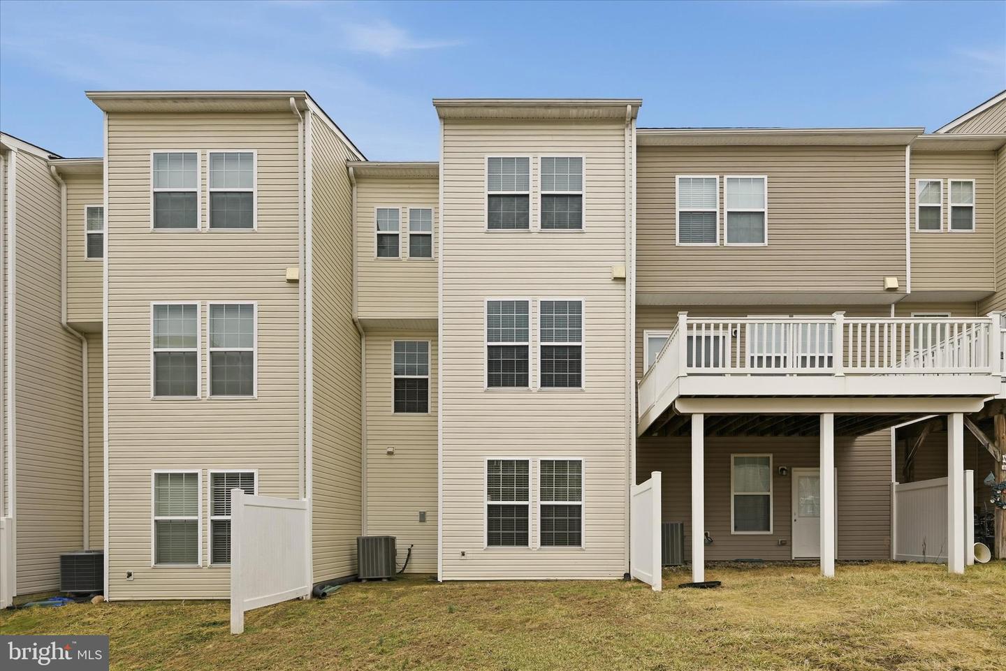 244 SCHRAMM LOOP, STEPHENS CITY, Virginia 22655, 3 Bedrooms Bedrooms, ,3 BathroomsBathrooms,Residential,For sale,244 SCHRAMM LOOP,VAFV2039958 MLS # VAFV2039958