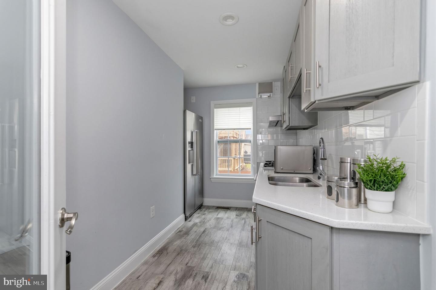 7908 HOLMES RUN DR, FALLS CHURCH, Virginia 22042, 6 Bedrooms Bedrooms, ,6 BathroomsBathrooms,Residential,For sale,7908 HOLMES RUN DR,VAFX2294146 MLS # VAFX2294146 7908 HOLMES RUN DR, FALLS CHURCH, Virginia 22042, 6 Bedrooms Bedrooms, ,6 BathroomsBathrooms,Residential,For sale,7908 HOLMES RUN DR,VAFX2294146 MLS # VAFX2294146