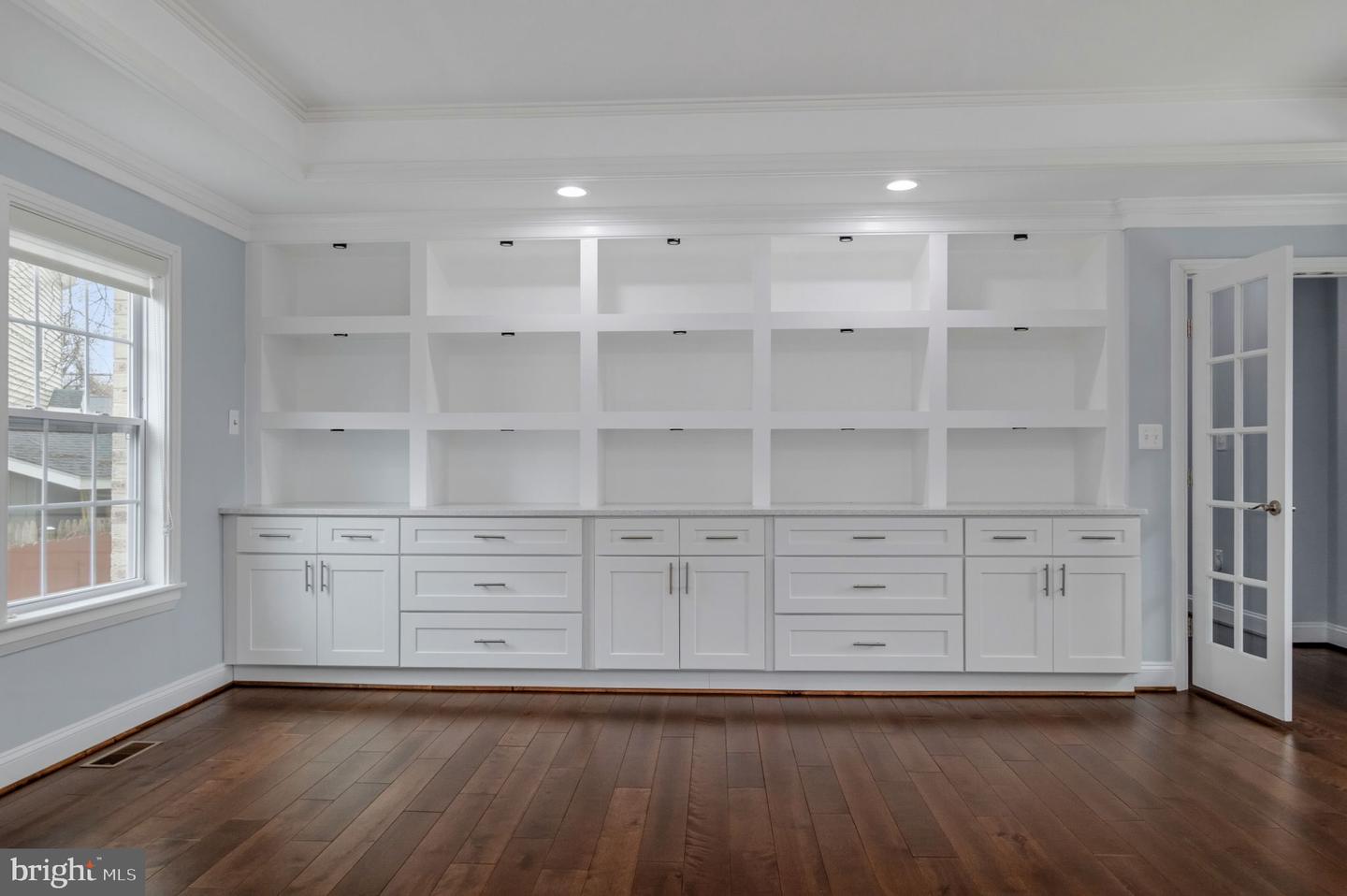 7908 HOLMES RUN DR, FALLS CHURCH, Virginia 22042, 6 Bedrooms Bedrooms, ,6 BathroomsBathrooms,Residential,For sale,7908 HOLMES RUN DR,VAFX2294146 MLS # VAFX2294146 7908 HOLMES RUN DR, FALLS CHURCH, Virginia 22042, 6 Bedrooms Bedrooms, ,6 BathroomsBathrooms,Residential,For sale,7908 HOLMES RUN DR,VAFX2294146 MLS # VAFX2294146