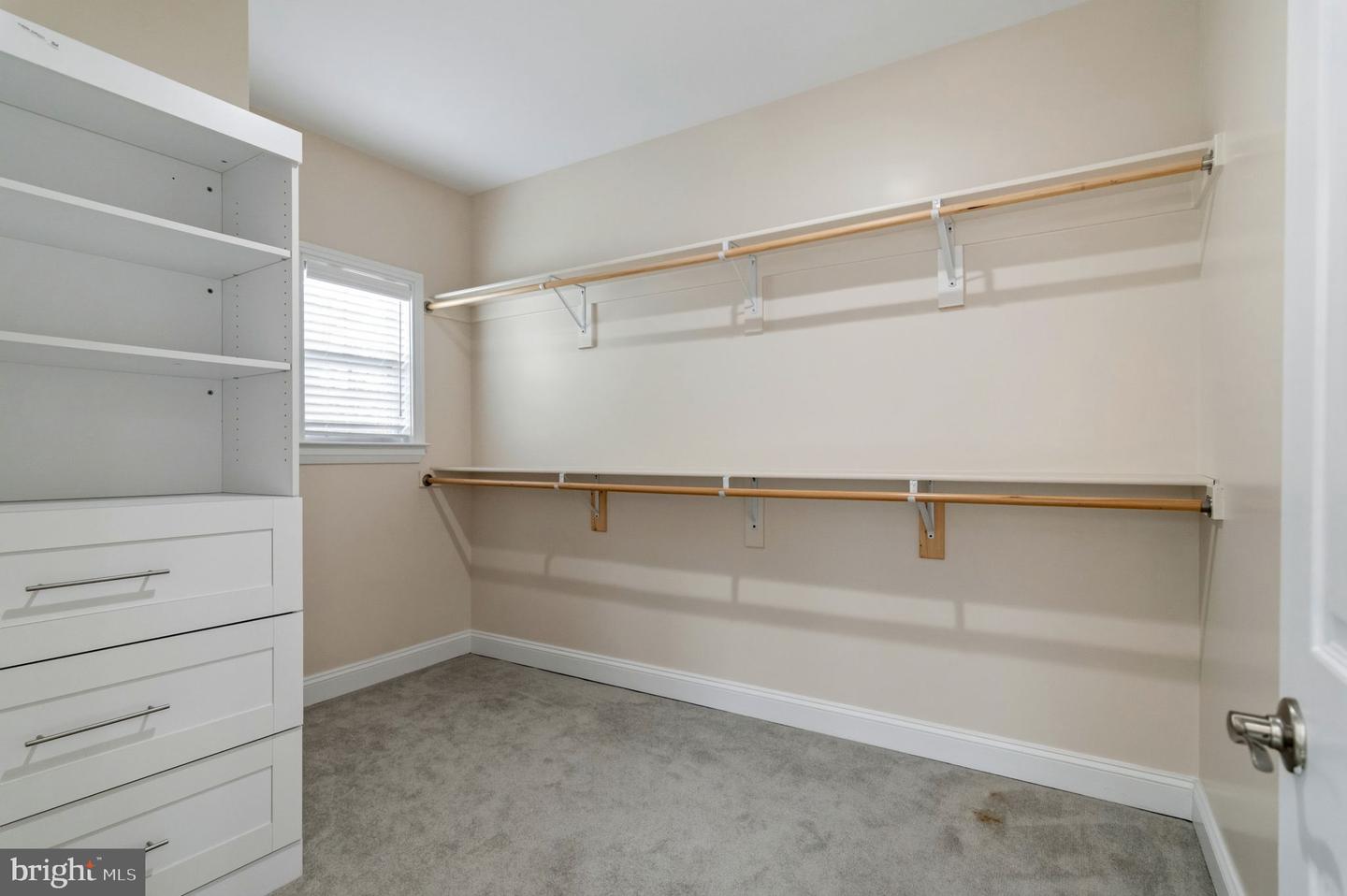 7908 HOLMES RUN DR, FALLS CHURCH, Virginia 22042, 6 Bedrooms Bedrooms, ,6 BathroomsBathrooms,Residential,For sale,7908 HOLMES RUN DR,VAFX2294146 MLS # VAFX2294146 7908 HOLMES RUN DR, FALLS CHURCH, Virginia 22042, 6 Bedrooms Bedrooms, ,6 BathroomsBathrooms,Residential,For sale,7908 HOLMES RUN DR,VAFX2294146 MLS # VAFX2294146