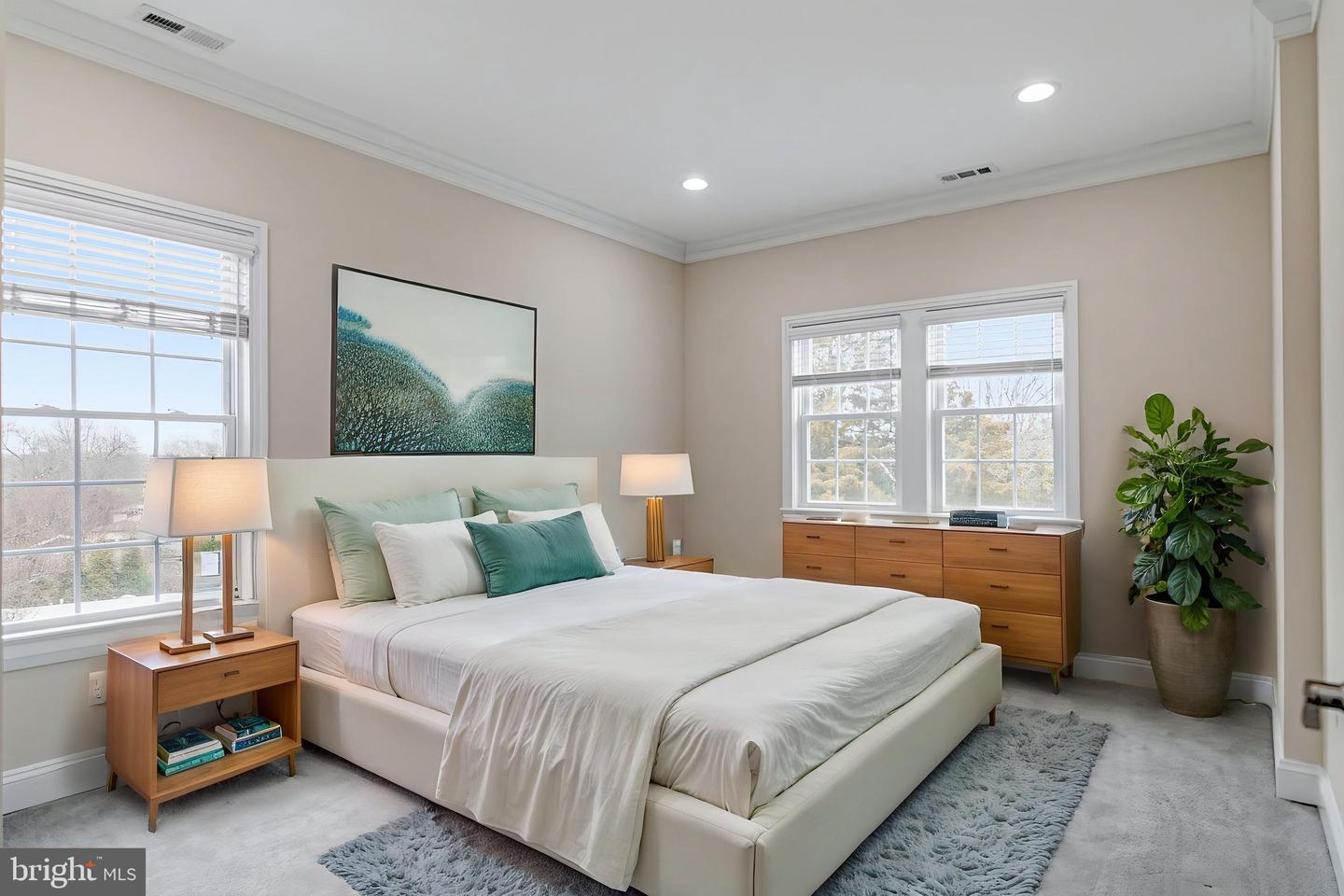 7908 HOLMES RUN DR, FALLS CHURCH, Virginia 22042, 6 Bedrooms Bedrooms, ,6 BathroomsBathrooms,Residential,For sale,7908 HOLMES RUN DR,VAFX2294146 MLS # VAFX2294146 7908 HOLMES RUN DR, FALLS CHURCH, Virginia 22042, 6 Bedrooms Bedrooms, ,6 BathroomsBathrooms,Residential,For sale,7908 HOLMES RUN DR,VAFX2294146 MLS # VAFX2294146