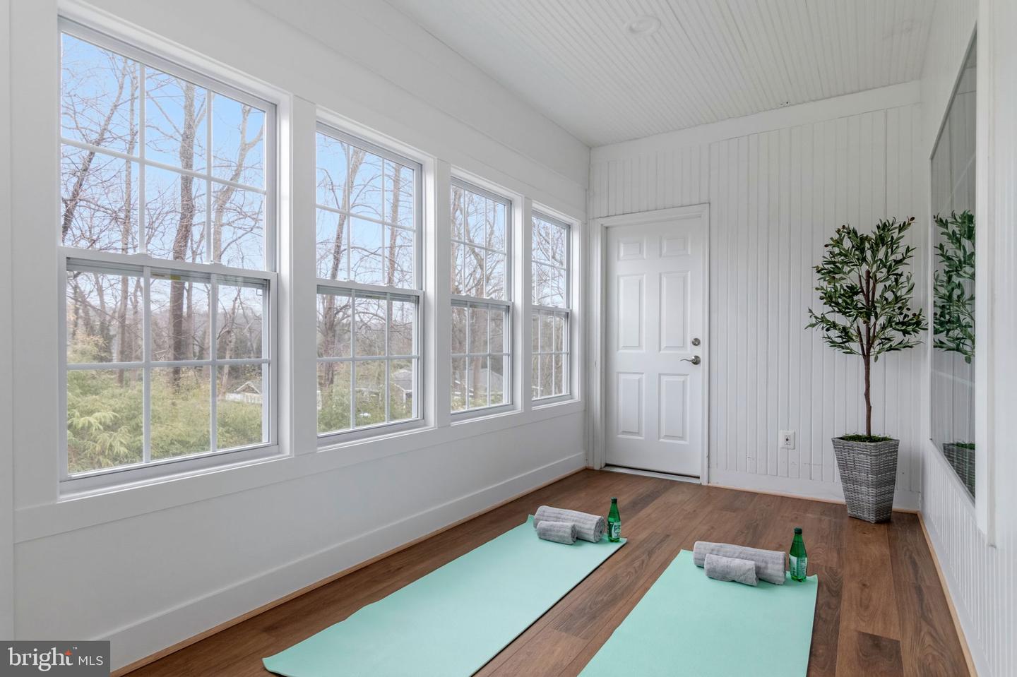 7908 HOLMES RUN DR, FALLS CHURCH, Virginia 22042, 6 Bedrooms Bedrooms, ,6 BathroomsBathrooms,Residential,For sale,7908 HOLMES RUN DR,VAFX2294146 MLS # VAFX2294146 7908 HOLMES RUN DR, FALLS CHURCH, Virginia 22042, 6 Bedrooms Bedrooms, ,6 BathroomsBathrooms,Residential,For sale,7908 HOLMES RUN DR,VAFX2294146 MLS # VAFX2294146