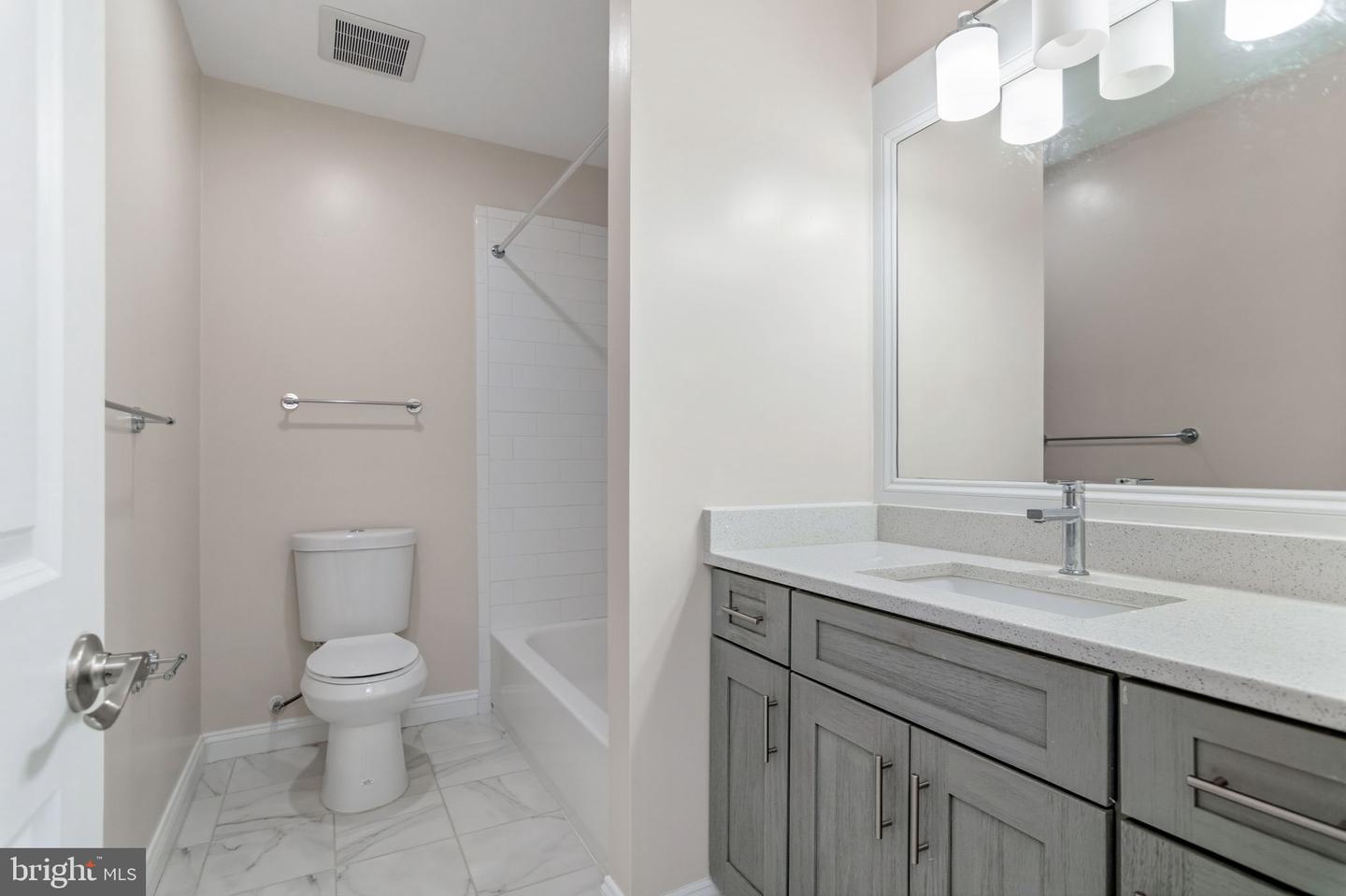 7908 HOLMES RUN DR, FALLS CHURCH, Virginia 22042, 6 Bedrooms Bedrooms, ,6 BathroomsBathrooms,Residential,For sale,7908 HOLMES RUN DR,VAFX2294146 MLS # VAFX2294146 7908 HOLMES RUN DR, FALLS CHURCH, Virginia 22042, 6 Bedrooms Bedrooms, ,6 BathroomsBathrooms,Residential,For sale,7908 HOLMES RUN DR,VAFX2294146 MLS # VAFX2294146