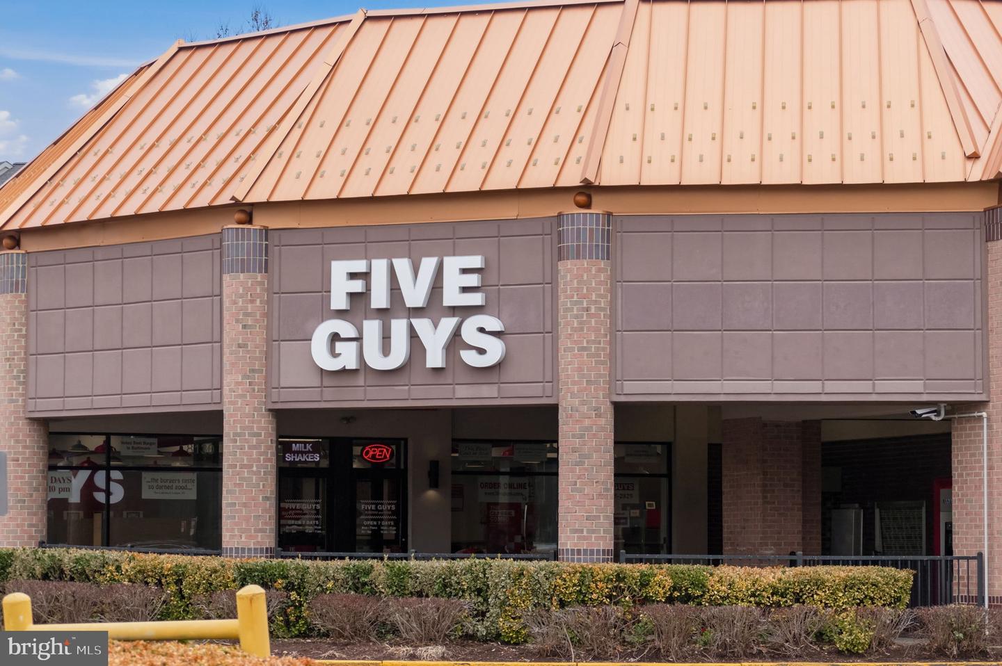 7908 HOLMES RUN DR, FALLS CHURCH, Virginia 22042, 6 Bedrooms Bedrooms, ,6 BathroomsBathrooms,Residential,For sale,7908 HOLMES RUN DR,VAFX2294146 MLS # VAFX2294146 7908 HOLMES RUN DR, FALLS CHURCH, Virginia 22042, 6 Bedrooms Bedrooms, ,6 BathroomsBathrooms,Residential,For sale,7908 HOLMES RUN DR,VAFX2294146 MLS # VAFX2294146