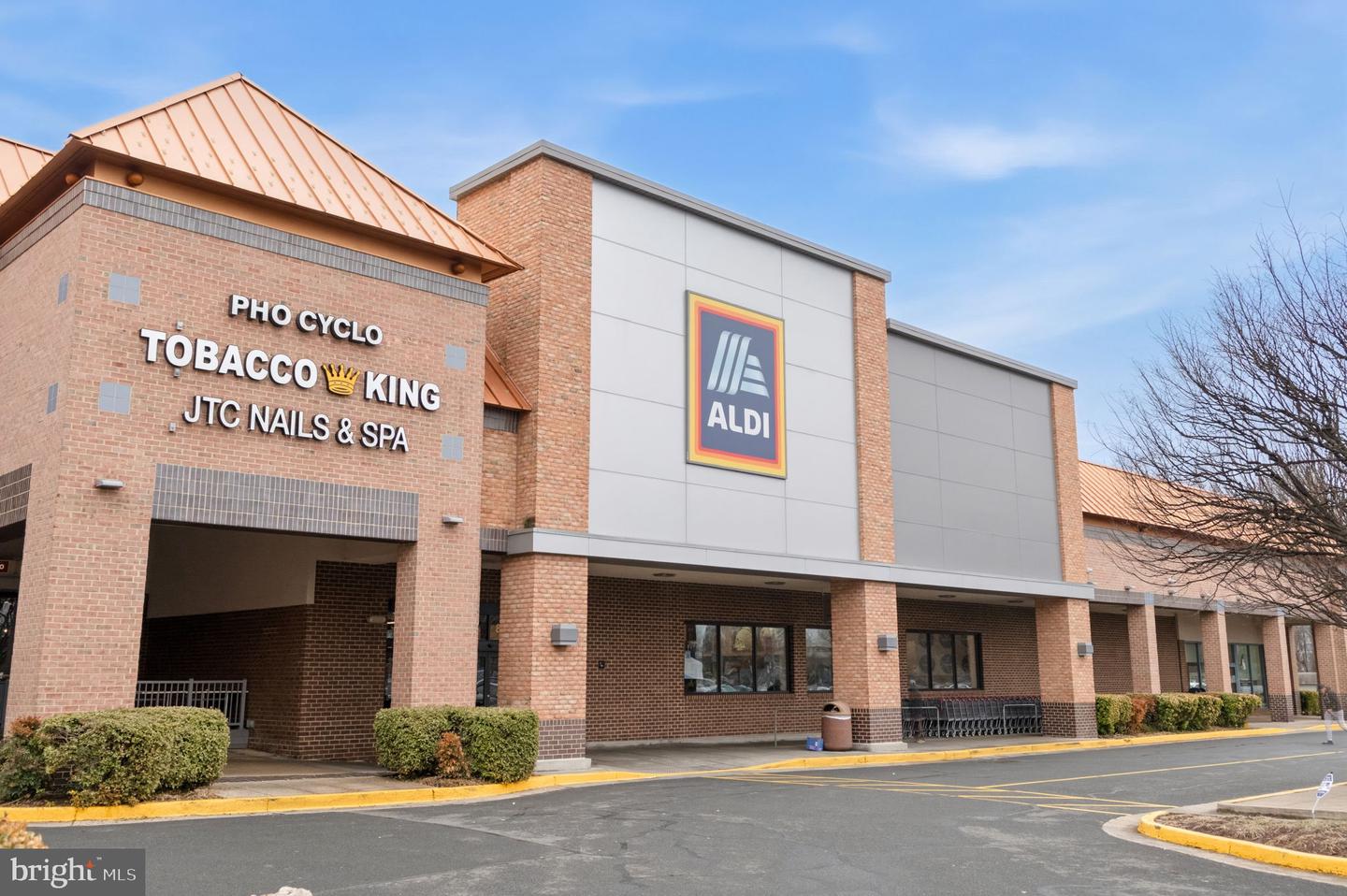 7908 HOLMES RUN DR, FALLS CHURCH, Virginia 22042, 6 Bedrooms Bedrooms, ,6 BathroomsBathrooms,Residential,For sale,7908 HOLMES RUN DR,VAFX2294146 MLS # VAFX2294146 7908 HOLMES RUN DR, FALLS CHURCH, Virginia 22042, 6 Bedrooms Bedrooms, ,6 BathroomsBathrooms,Residential,For sale,7908 HOLMES RUN DR,VAFX2294146 MLS # VAFX2294146