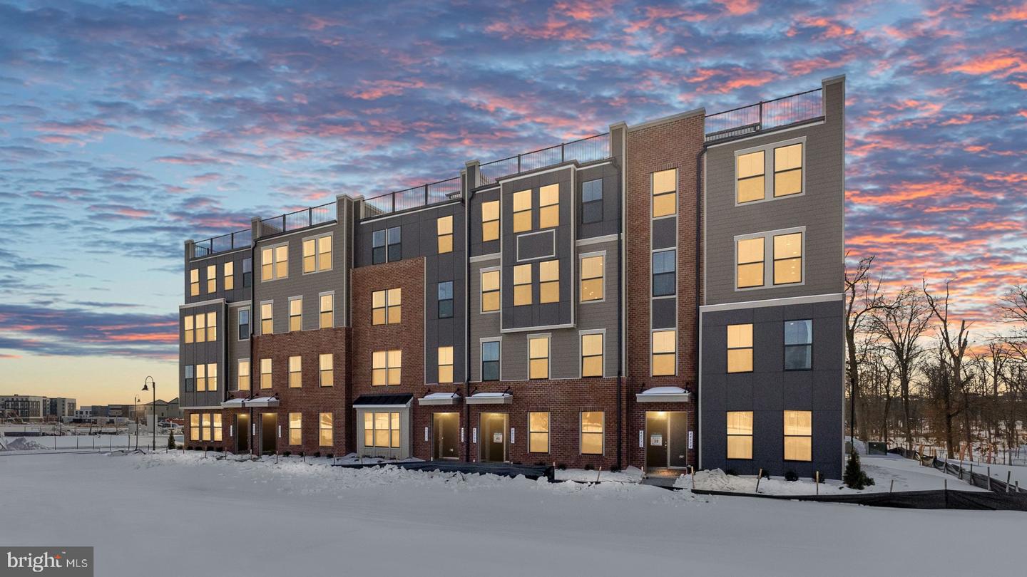 44576 STRABANE TER, ASHBURN, Virginia 20147, 3 Bedrooms Bedrooms, ,2 BathroomsBathrooms,Residential,For sale,44576 STRABANE TER,VALO2117576 MLS # VALO2117576