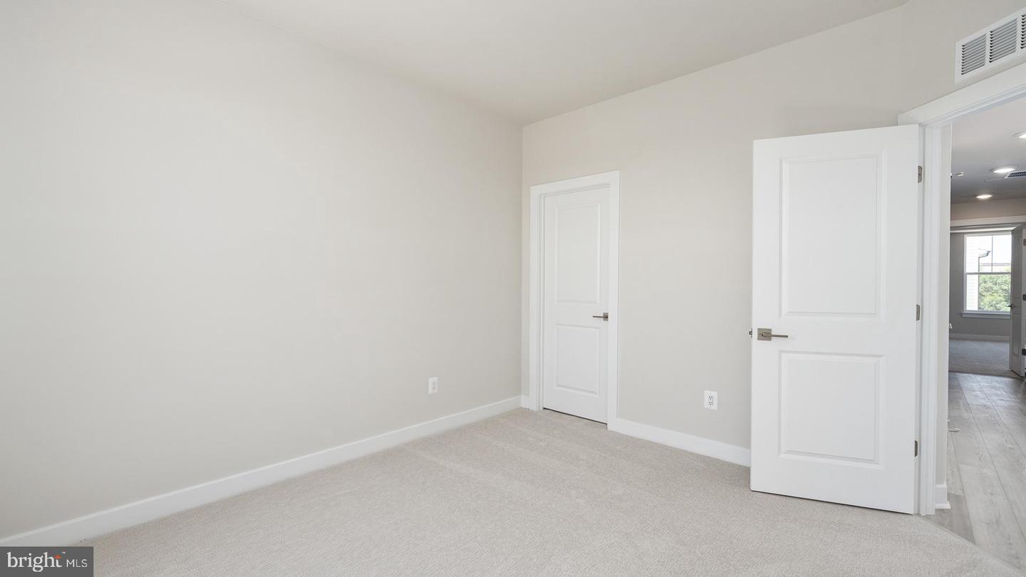 44576 STRABANE TER, ASHBURN, Virginia 20147, 3 Bedrooms Bedrooms, ,2 BathroomsBathrooms,Residential,For sale,44576 STRABANE TER,VALO2117576 MLS # VALO2117576