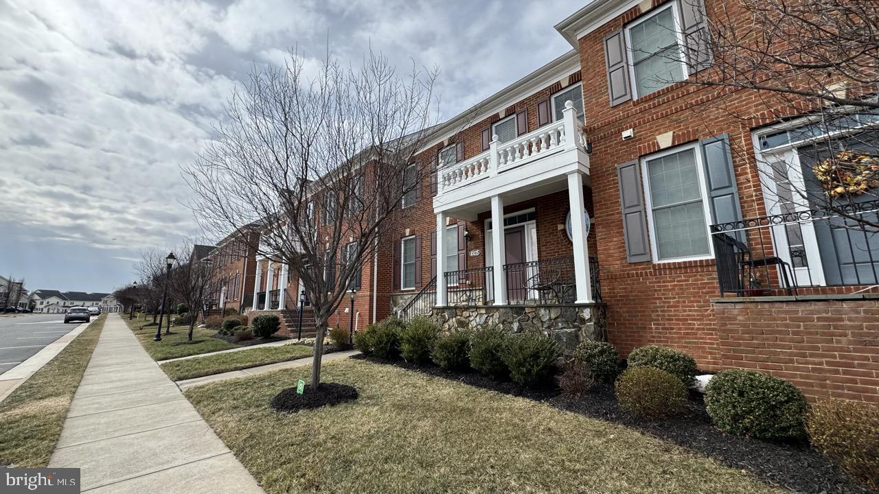 43225 HATTONTOWN WOODS TER, ASHBURN, Virginia 20148, 3 Bedrooms Bedrooms, ,3 BathroomsBathrooms,Residential,For sale,43225 HATTONTOWN WOODS TER,VALO2117584 MLS # VALO2117584 43225 HATTONTOWN WOODS TER, ASHBURN, Virginia 20148, 3 Bedrooms Bedrooms, ,3 BathroomsBathrooms,Residential,For sale,43225 HATTONTOWN WOODS TER,VALO2117584 MLS # VALO2117584