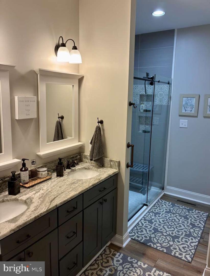 115 HULL HILLS LN, STAUNTON, Virginia 24401, 4 Bedrooms Bedrooms, 10 Rooms Rooms,2 BathroomsBathrooms,Residential,For sale,115 HULL HILLS LN,VAAG2002756 MLS # VAAG2002756