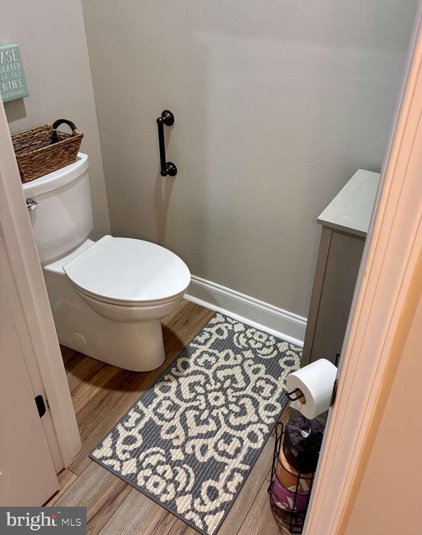 115 HULL HILLS LN, STAUNTON, Virginia 24401, 4 Bedrooms Bedrooms, 10 Rooms Rooms,2 BathroomsBathrooms,Residential,For sale,115 HULL HILLS LN,VAAG2002756 MLS # VAAG2002756