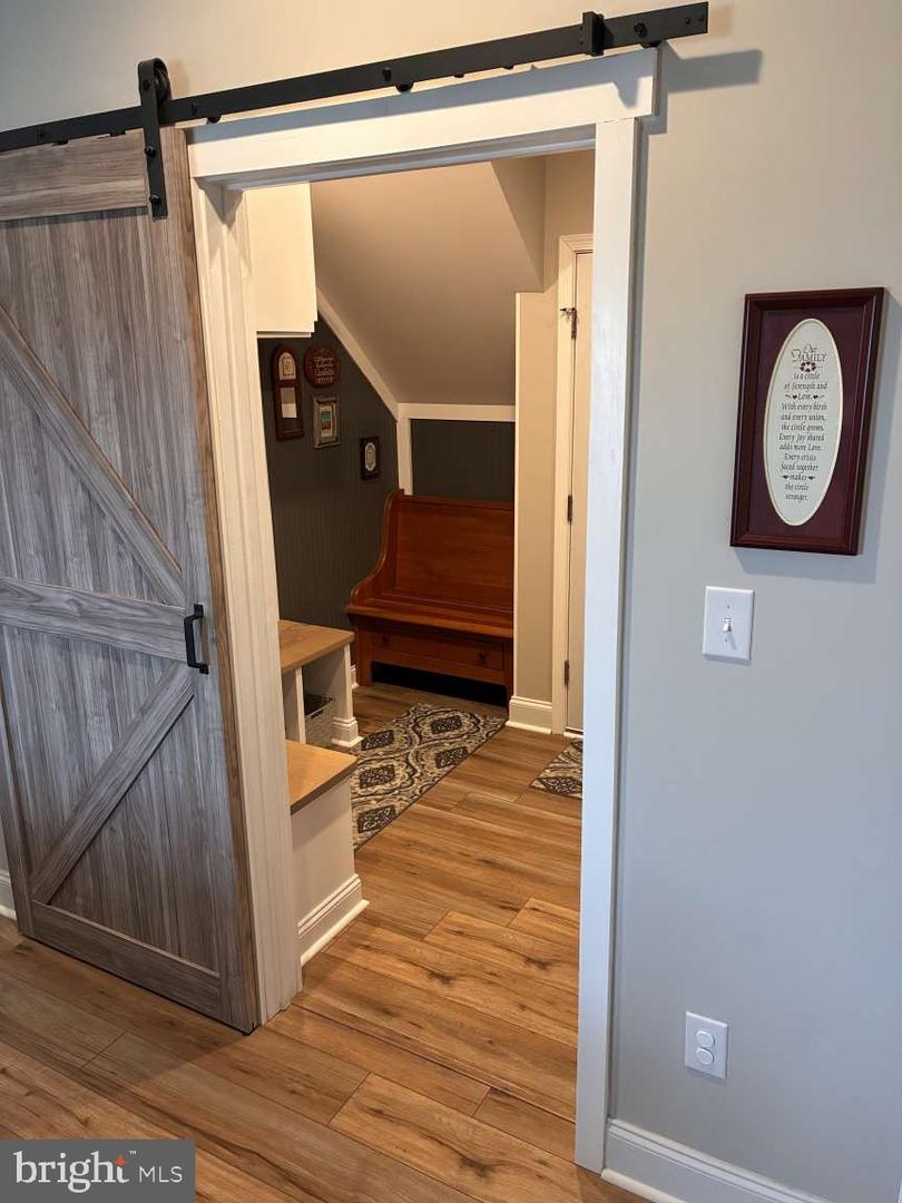 115 HULL HILLS LN, STAUNTON, Virginia 24401, 4 Bedrooms Bedrooms, 10 Rooms Rooms,2 BathroomsBathrooms,Residential,For sale,115 HULL HILLS LN,VAAG2002756 MLS # VAAG2002756