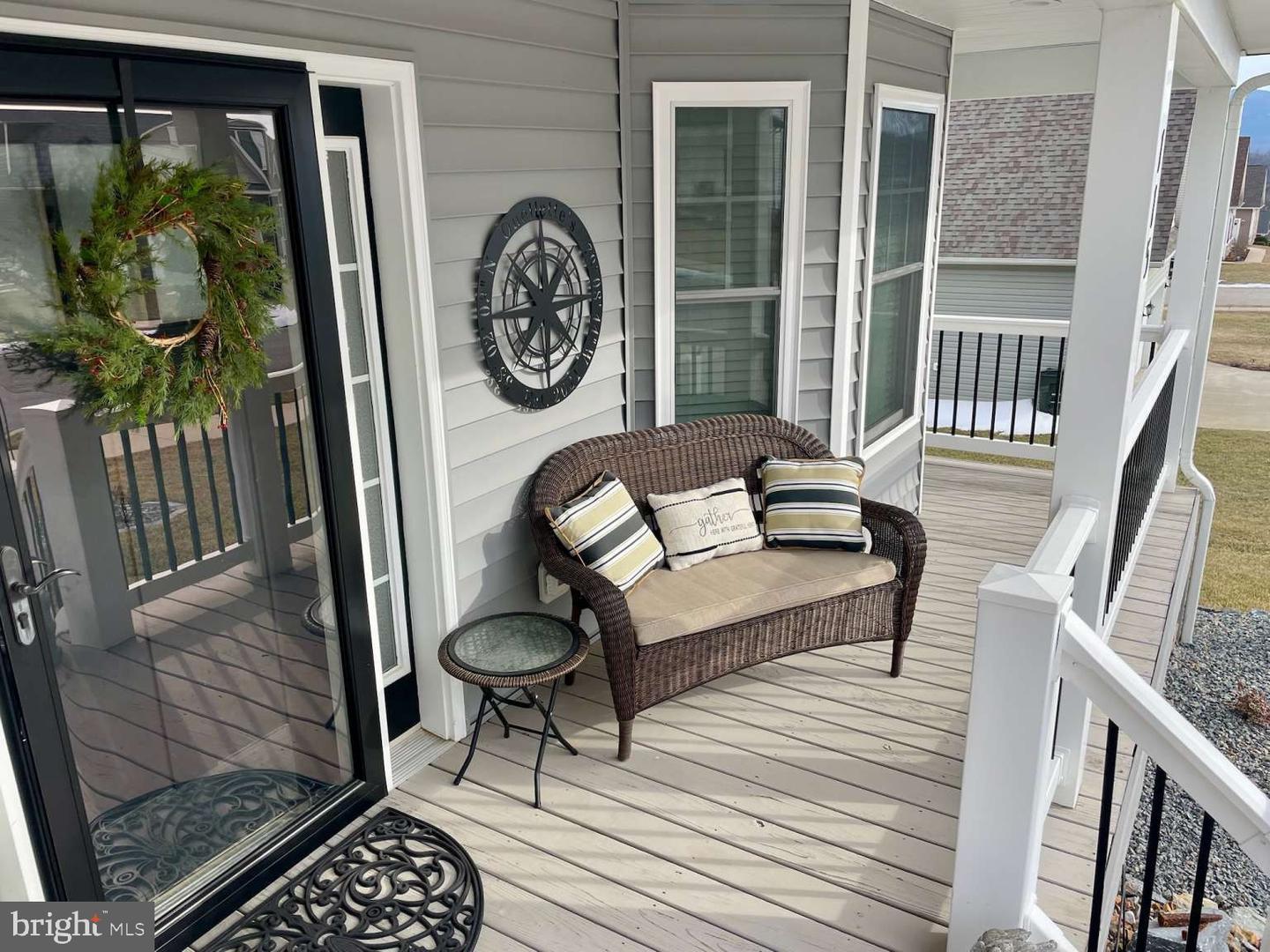 115 HULL HILLS LN, STAUNTON, Virginia 24401, 4 Bedrooms Bedrooms, 10 Rooms Rooms,2 BathroomsBathrooms,Residential,For sale,115 HULL HILLS LN,VAAG2002756 MLS # VAAG2002756