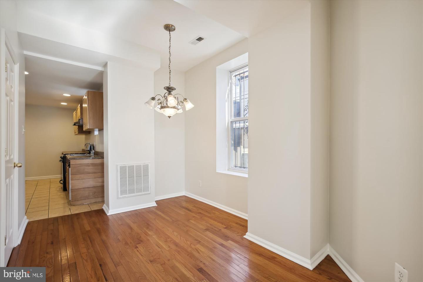 309 U ST NW, WASHINGTON, District Of Columbia 20001, 3 Bedrooms Bedrooms, ,1 BathroomBathrooms,Residential,For sale,309 U ST NW,DCDC2153866 MLS # DCDC2153866