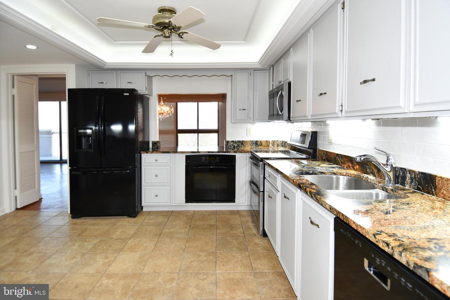 1101 ARLINGTON RIDGE ROAD #316, ARLINGTON, Virginia 22202, 3 Bedrooms Bedrooms, ,3 BathroomsBathrooms,Residential,For sale,1101 ARLINGTON RIDGE ROAD #316,VAAR2064610 MLS # VAAR2064610