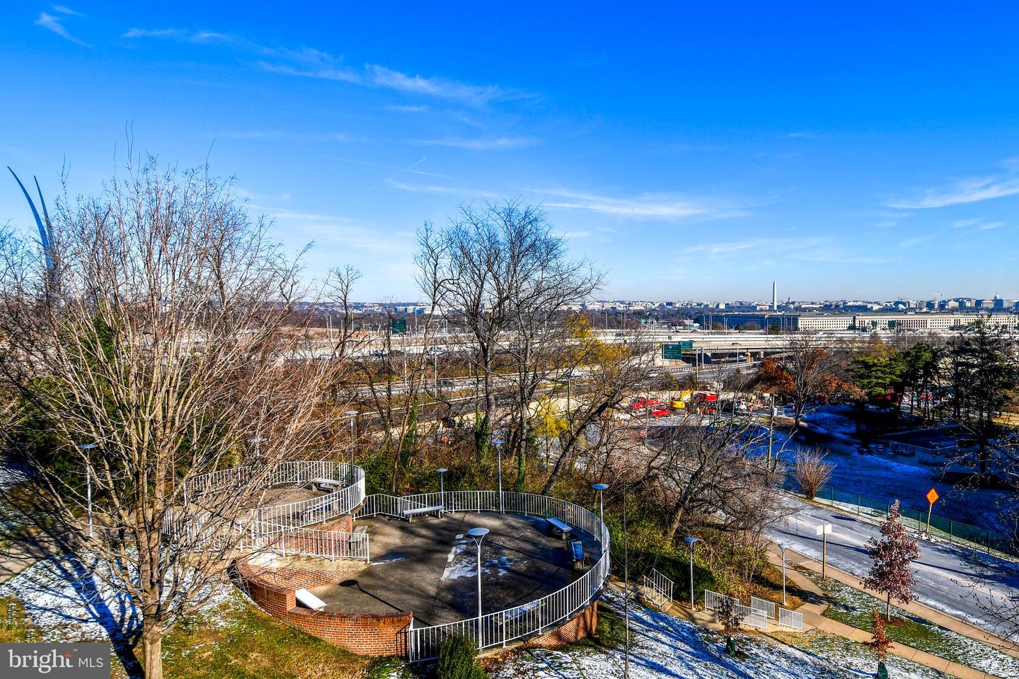 1101 ARLINGTON RIDGE ROAD #316, ARLINGTON, Virginia 22202, 3 Bedrooms Bedrooms, ,3 BathroomsBathrooms,Residential,For sale,1101 ARLINGTON RIDGE ROAD #316,VAAR2064610 MLS # VAAR2064610