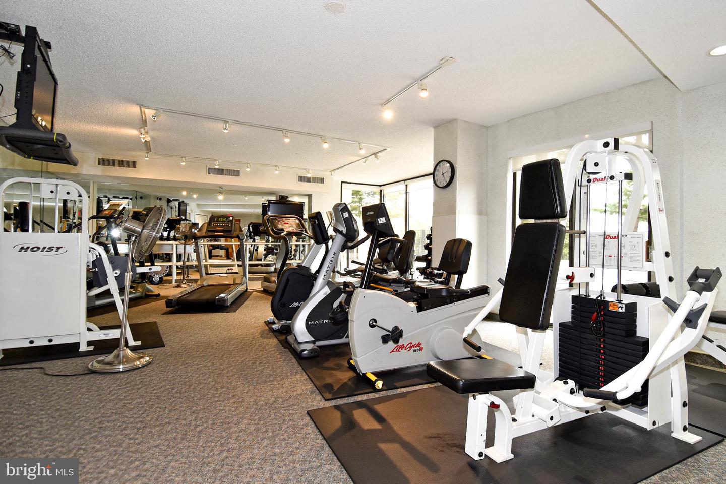 1101 ARLINGTON RIDGE ROAD #316, ARLINGTON, Virginia 22202, 3 Bedrooms Bedrooms, ,3 BathroomsBathrooms,Residential,For sale,1101 ARLINGTON RIDGE ROAD #316,VAAR2064610 MLS # VAAR2064610