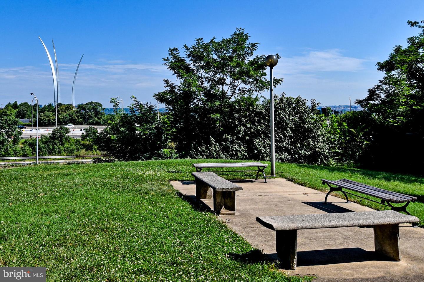 1101 ARLINGTON RIDGE ROAD #316, ARLINGTON, Virginia 22202, 3 Bedrooms Bedrooms, ,3 BathroomsBathrooms,Residential,For sale,1101 ARLINGTON RIDGE ROAD #316,VAAR2064610 MLS # VAAR2064610