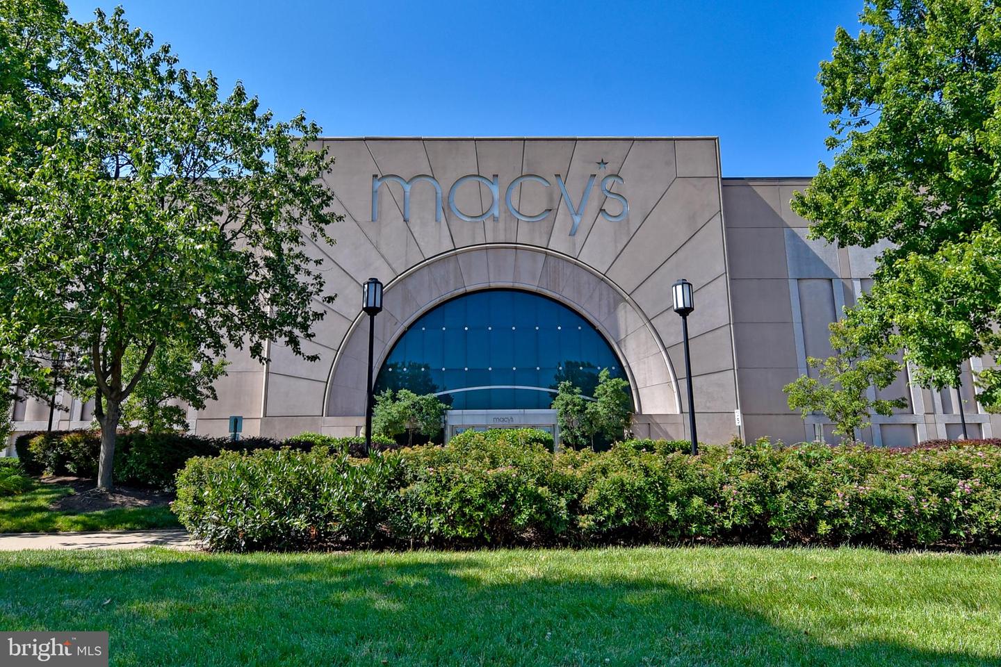 1101 ARLINGTON RIDGE ROAD #316, ARLINGTON, Virginia 22202, 3 Bedrooms Bedrooms, ,3 BathroomsBathrooms,Residential,For sale,1101 ARLINGTON RIDGE ROAD #316,VAAR2064610 MLS # VAAR2064610