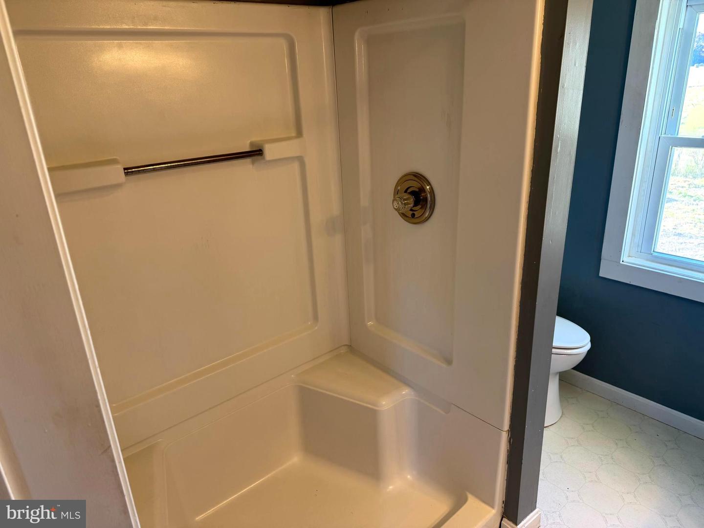 136 SHADY CREEK RD, CLEAR BROOK, Virginia 22624, 2 Bedrooms Bedrooms, ,1 BathroomBathrooms,Residential,For sale,136 SHADY CREEK RD,VAFV2037440 MLS # VAFV2037440