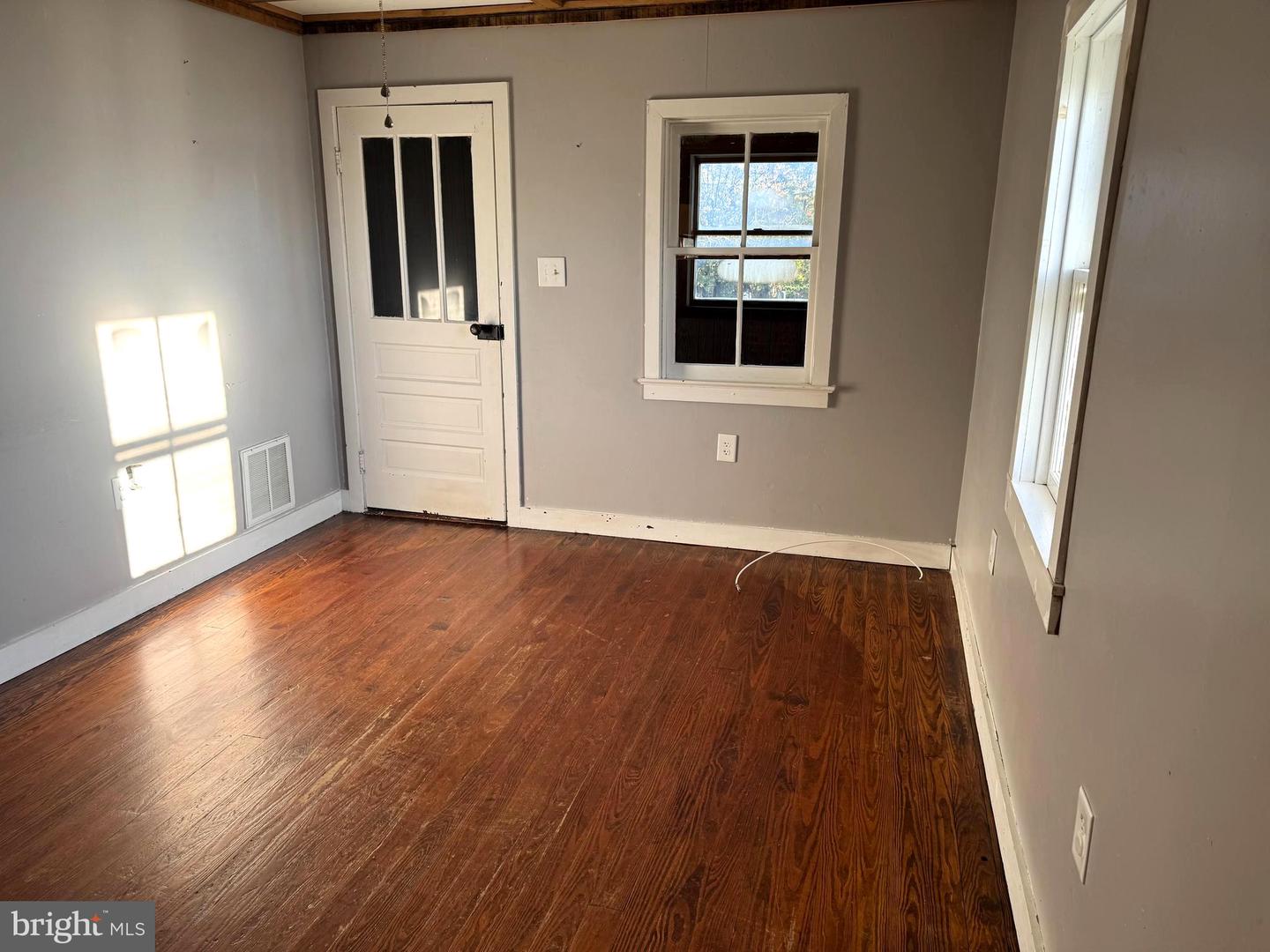 136 SHADY CREEK RD, CLEAR BROOK, Virginia 22624, 2 Bedrooms Bedrooms, ,1 BathroomBathrooms,Residential,For sale,136 SHADY CREEK RD,VAFV2037440 MLS # VAFV2037440