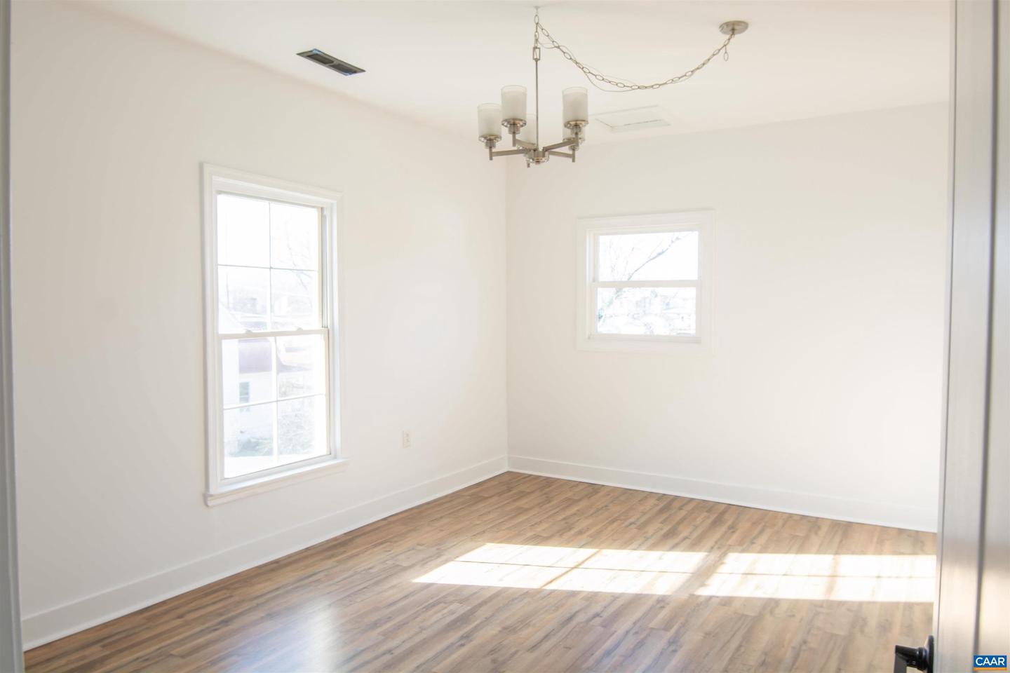 105 LINNEY ST, GORDONSVILLE, Virginia 22942, 4 Bedrooms Bedrooms, ,3 BathroomsBathrooms,Residential,For sale,105 LINNEY ST,671587 MLS # 671587