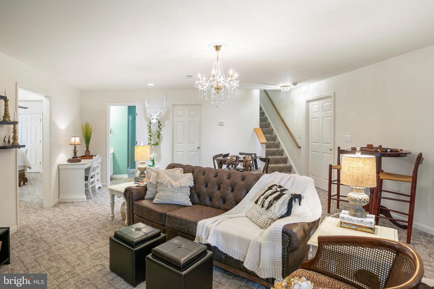 2203 LAKEVIEW PKWY, LOCUST GROVE, Virginia 22508, 4 Bedrooms Bedrooms, 18 Rooms Rooms,3 BathroomsBathrooms,Residential,For sale,2203 LAKEVIEW PKWY,VAOR2013394 MLS # VAOR2013394