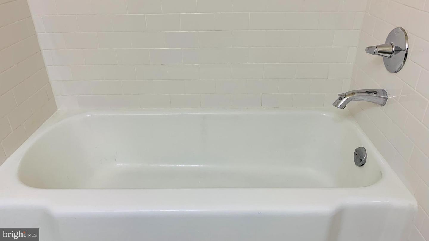 522 21ST ST NW #213, WASHINGTON, District Of Columbia 20006, ,1 BathroomBathrooms,Residential,For sale,522 21ST ST NW #213,DCDC2248306 MLS # DCDC2248306