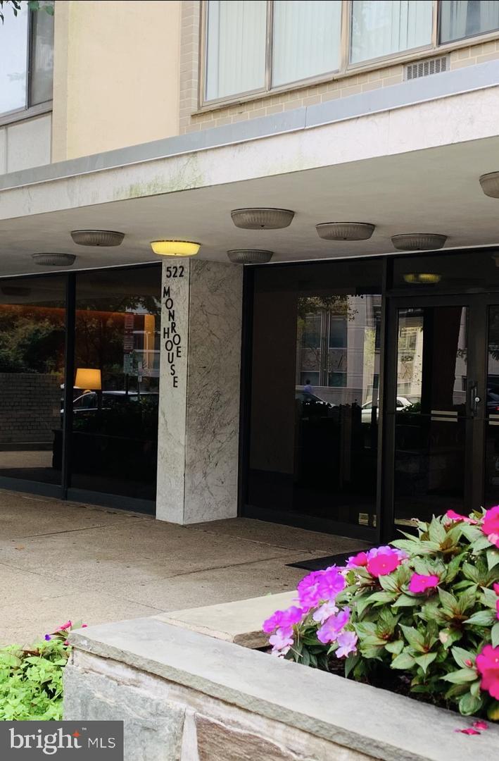 522 21ST ST NW #213, WASHINGTON, District Of Columbia 20006, ,1 BathroomBathrooms,Residential,For sale,522 21ST ST NW #213,DCDC2248306 MLS # DCDC2248306