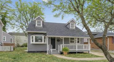 423 MCKINNEY ST, FREDERICKSBURG, Virginia 22401, 4 Bedrooms Bedrooms, ,2 BathroomsBathrooms,Residential,For sale,423 MCKINNEY ST,VAFB2009742 MLS # VAFB2009742