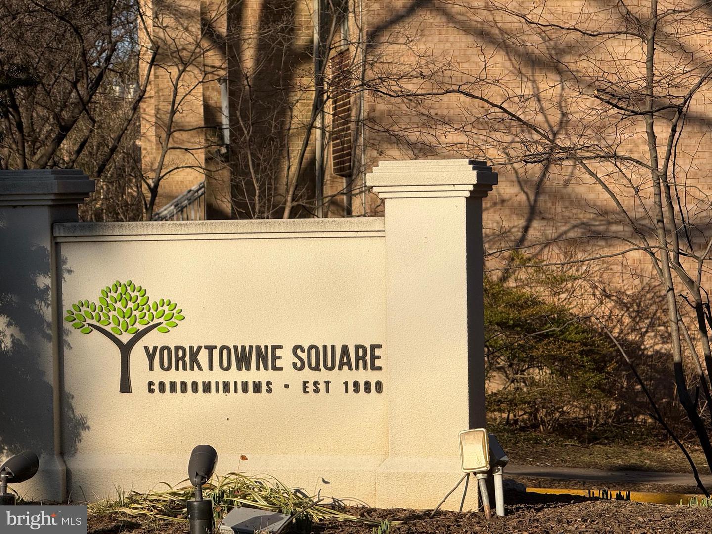 8004 CHANUTE PL #19/3, FALLS CHURCH, Virginia 22042, 2 Bedrooms Bedrooms, ,1 BathroomBathrooms,Residential,For sale,8004 CHANUTE PL #19/3,VAFX2293908 MLS # VAFX2293908