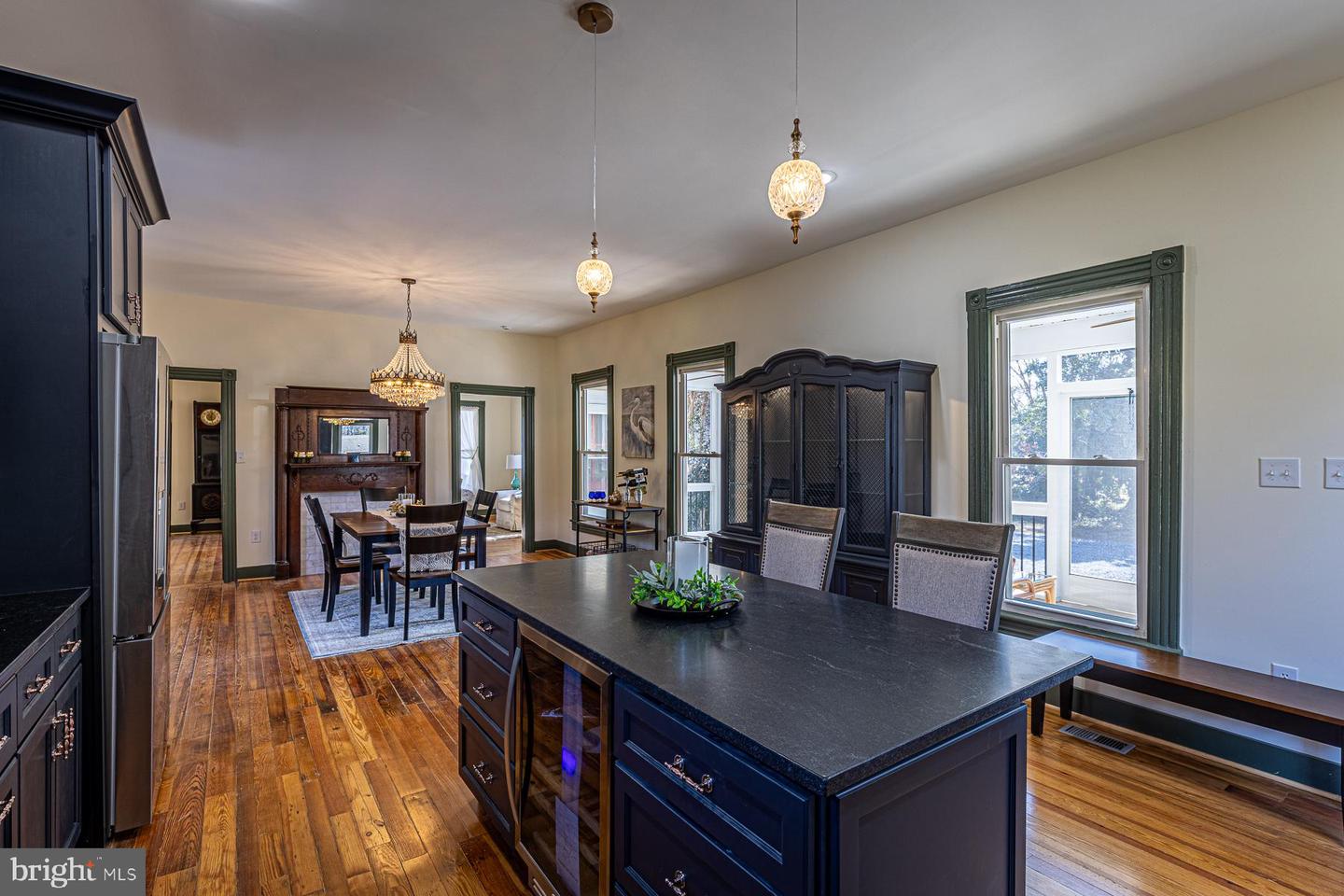 296 BEACH RD, WHITE STONE, Virginia 22578, 3 Bedrooms Bedrooms, ,2 BathroomsBathrooms,Residential,For sale,296 BEACH RD,VALV2000968 MLS # VALV2000968