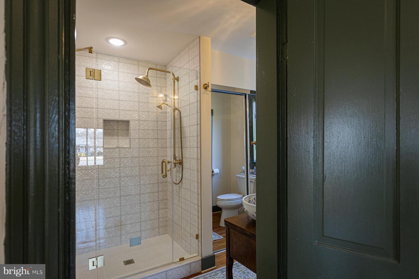 296 BEACH RD, WHITE STONE, Virginia 22578, 3 Bedrooms Bedrooms, ,2 BathroomsBathrooms,Residential,For sale,296 BEACH RD,VALV2000968 MLS # VALV2000968