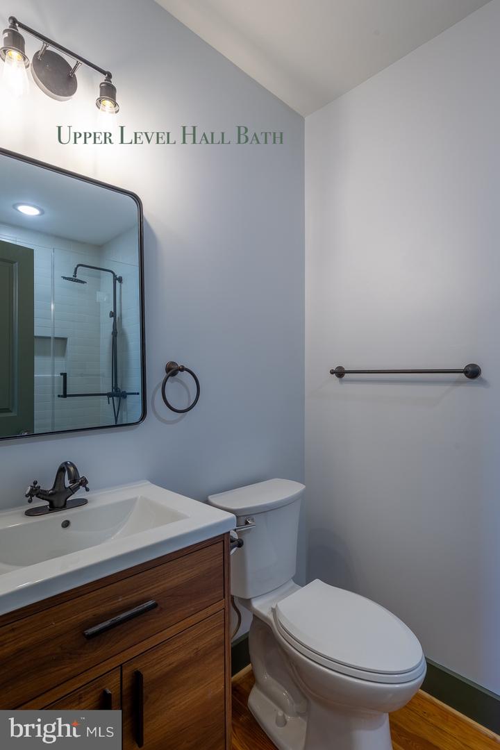 296 BEACH RD, WHITE STONE, Virginia 22578, 3 Bedrooms Bedrooms, ,2 BathroomsBathrooms,Residential,For sale,296 BEACH RD,VALV2000968 MLS # VALV2000968