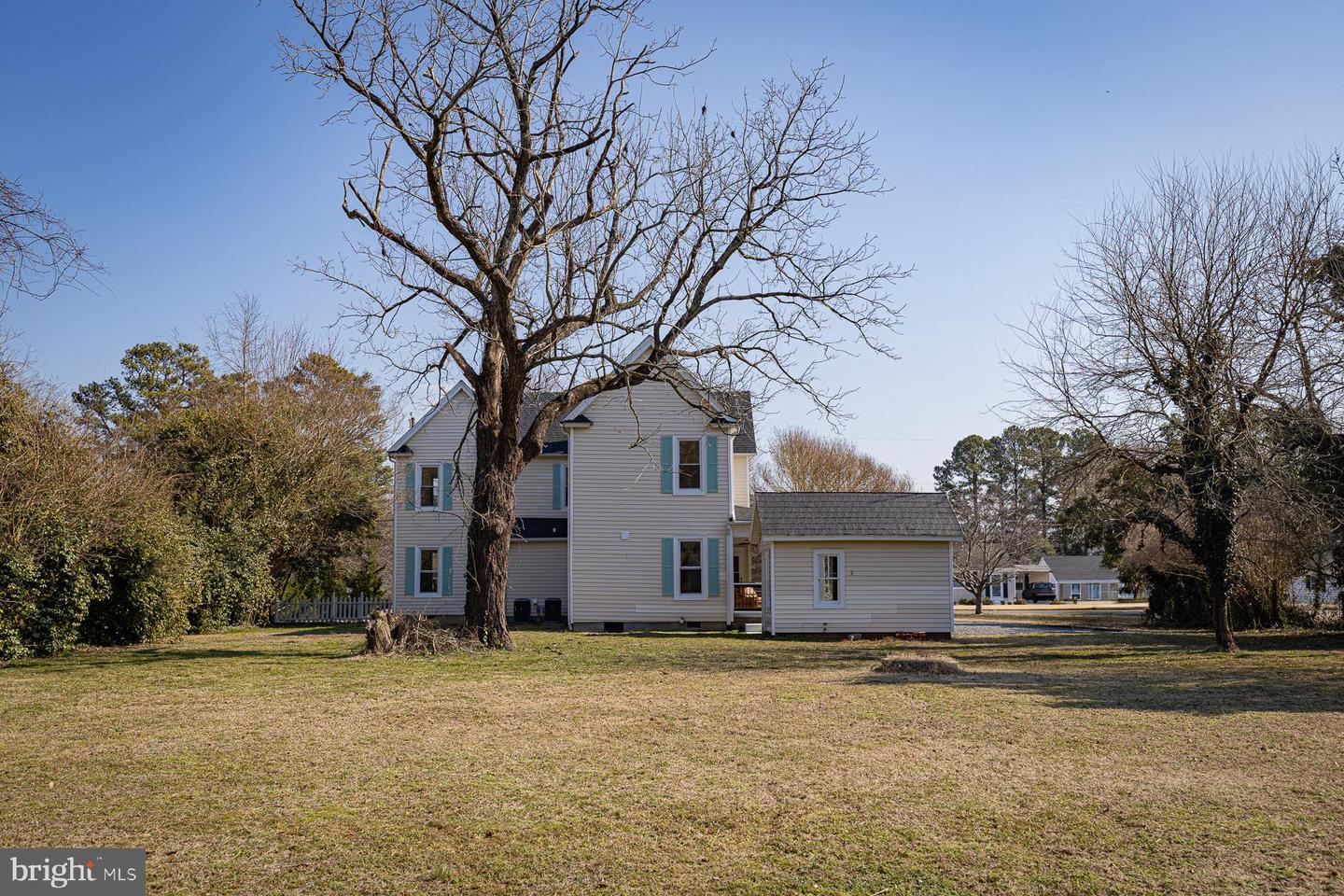 296 BEACH RD, WHITE STONE, Virginia 22578, 3 Bedrooms Bedrooms, ,2 BathroomsBathrooms,Residential,For sale,296 BEACH RD,VALV2000968 MLS # VALV2000968