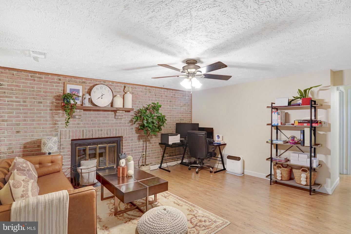 4888 SUGAR MAPLE LN, DUMFRIES, Virginia 22025, 3 Bedrooms Bedrooms, ,2 BathroomsBathrooms,Residential,For sale,4888 SUGAR MAPLE LN,VAPW2114174 MLS # VAPW2114174