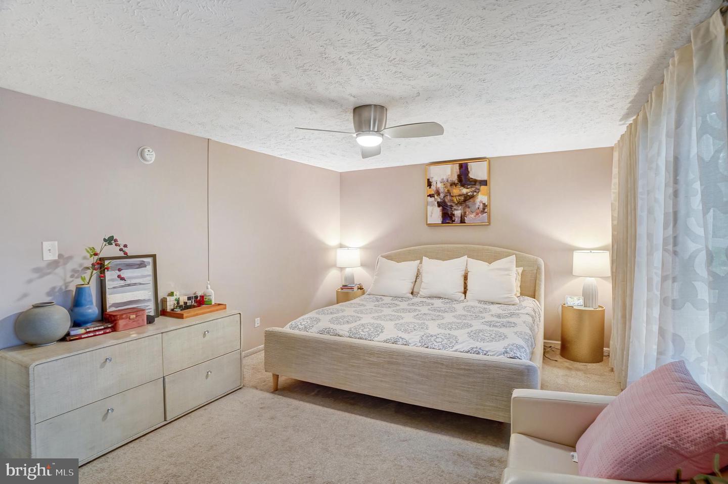 4888 SUGAR MAPLE LN, DUMFRIES, Virginia 22025, 3 Bedrooms Bedrooms, ,2 BathroomsBathrooms,Residential,For sale,4888 SUGAR MAPLE LN,VAPW2114174 MLS # VAPW2114174