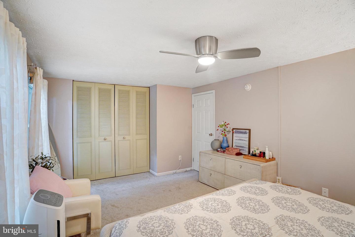 4888 SUGAR MAPLE LN, DUMFRIES, Virginia 22025, 3 Bedrooms Bedrooms, ,2 BathroomsBathrooms,Residential,For sale,4888 SUGAR MAPLE LN,VAPW2114174 MLS # VAPW2114174