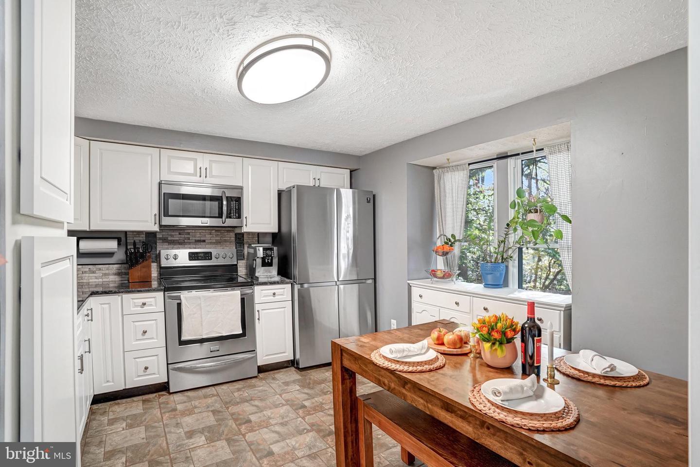 4888 SUGAR MAPLE LN, DUMFRIES, Virginia 22025, 3 Bedrooms Bedrooms, ,2 BathroomsBathrooms,Residential,For sale,4888 SUGAR MAPLE LN,VAPW2114174 MLS # VAPW2114174