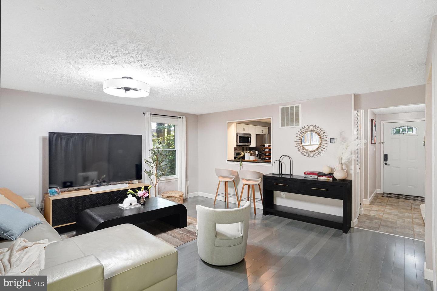 4888 SUGAR MAPLE LN, DUMFRIES, Virginia 22025, 3 Bedrooms Bedrooms, ,2 BathroomsBathrooms,Residential,For sale,4888 SUGAR MAPLE LN,VAPW2114174 MLS # VAPW2114174