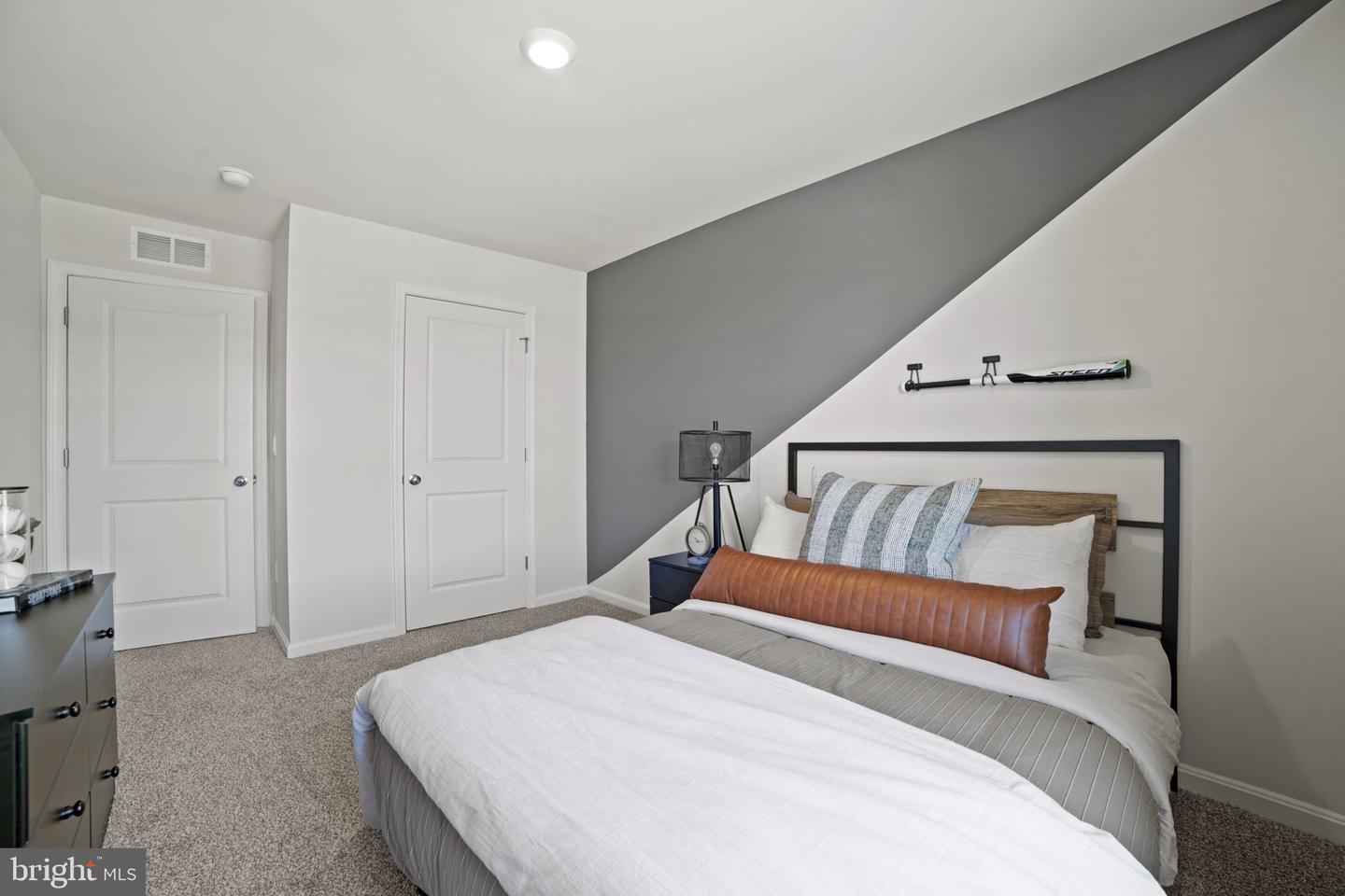 136 WAPPINGER TER, WINCHESTER, Virginia 22602, 3 Bedrooms Bedrooms, ,2 BathroomsBathrooms,Residential,For sale,136 WAPPINGER TER,VAFV2040006 MLS # VAFV2040006