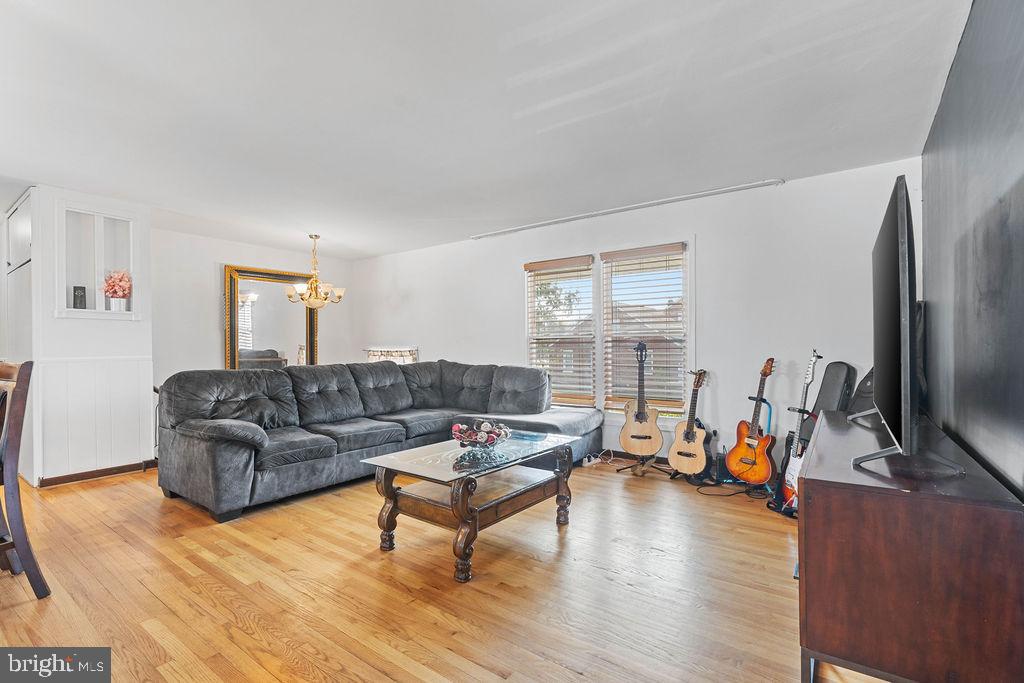 2712 LAFAYETTE BLVD, FREDERICKSBURG, Virginia 22408, 3 Bedrooms Bedrooms, ,2 BathroomsBathrooms,Residential,For sale,2712 LAFAYETTE BLVD,VASP2039828 MLS # VASP2039828