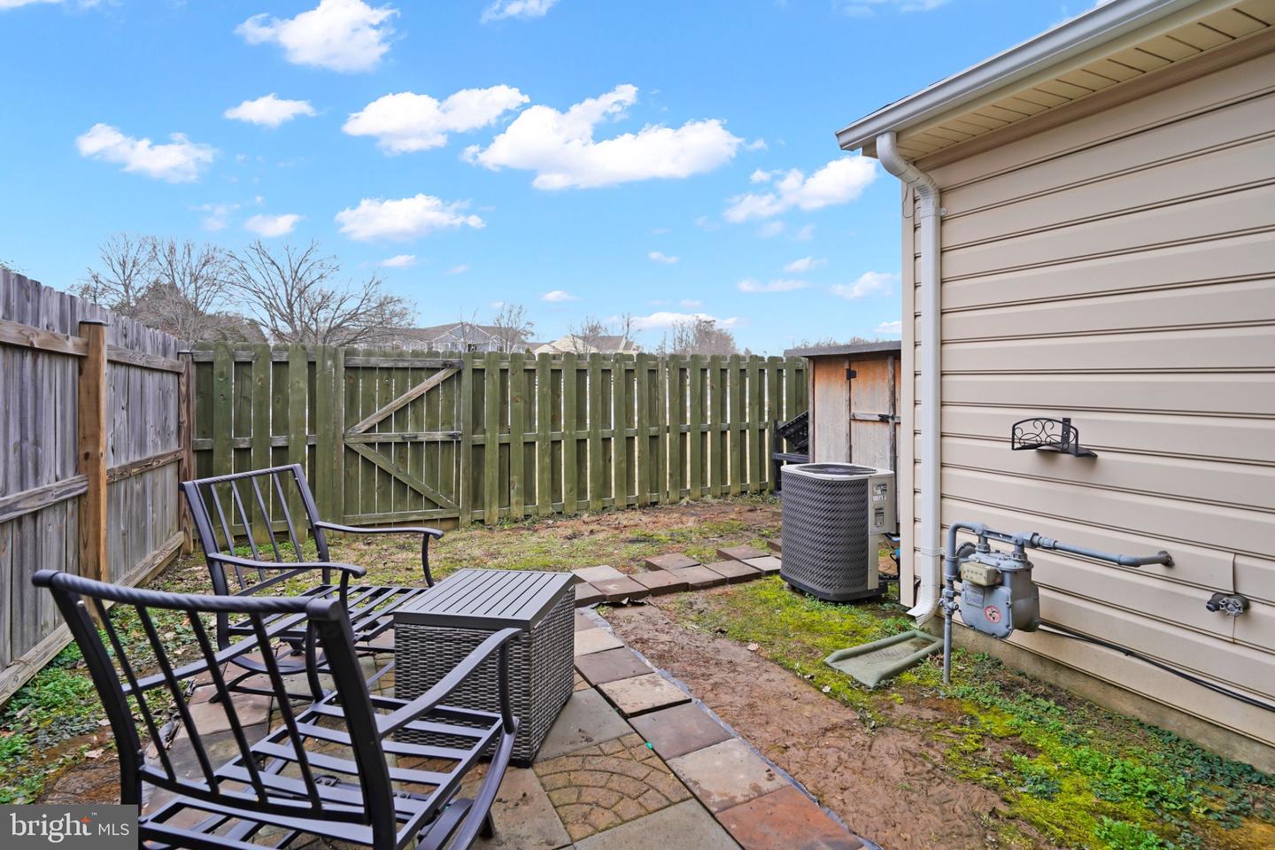 11009 THAXTON PL, FREDERICKSBURG, Virginia 22407, 2 Bedrooms Bedrooms, 10 Rooms Rooms,2 BathroomsBathrooms,Residential,For sale,11009 THAXTON PL,VASP2039834 MLS # VASP2039834