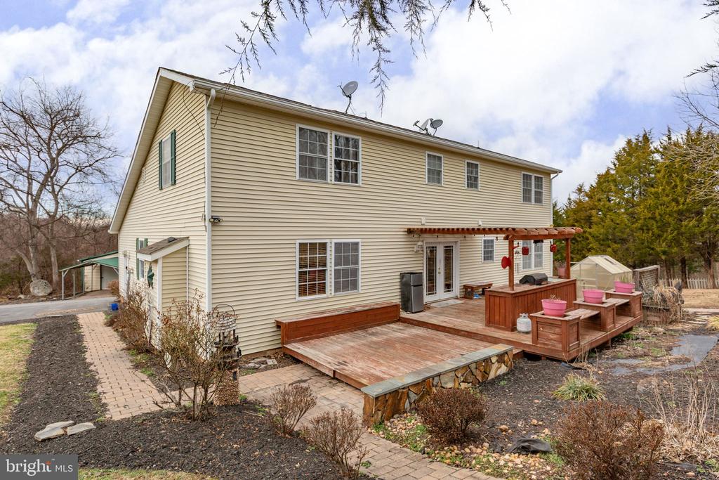 546 PALOMINO DR, LOUISA, Virginia 23093, 4 Bedrooms Bedrooms, ,2 BathroomsBathrooms,Residential,546 PALOMINO DR,VALA2009148 MLS # VALA2009148