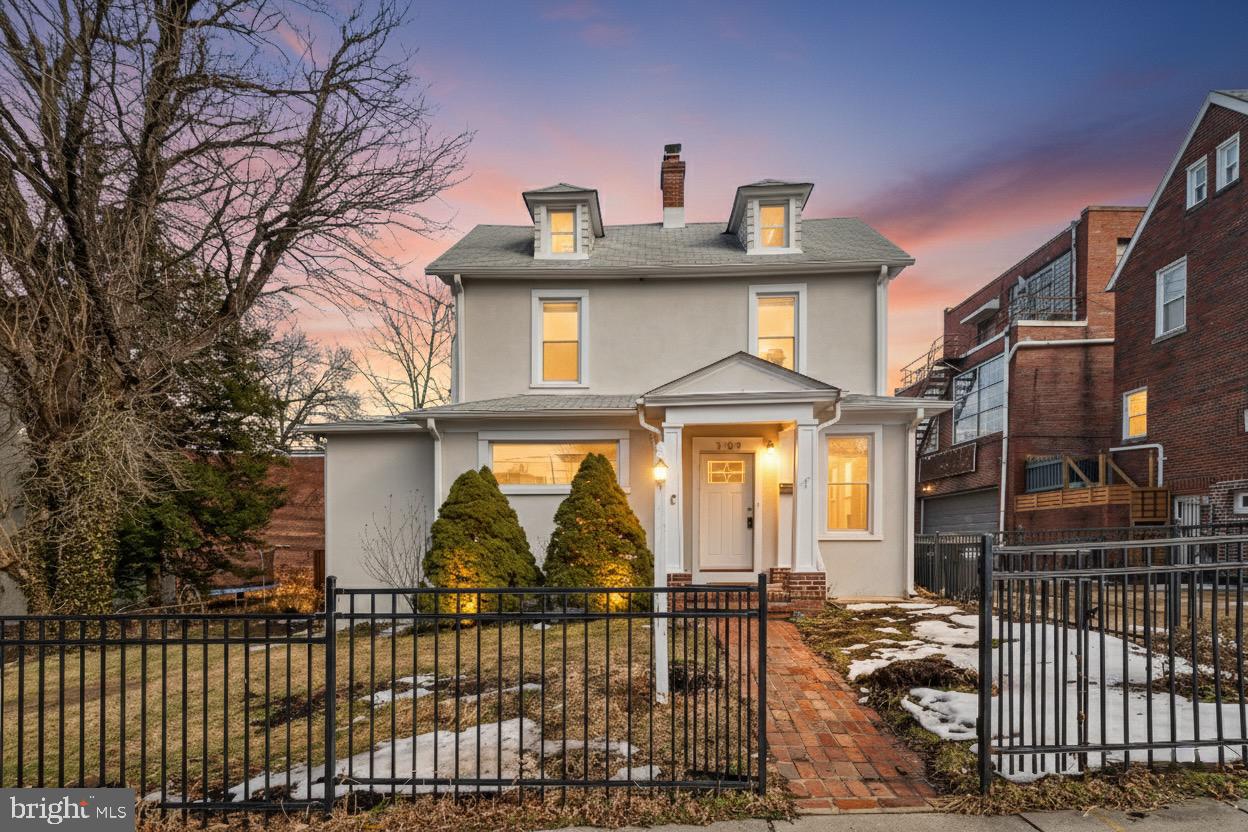 3109 20TH ST NE, WASHINGTON, District Of Columbia 20018, 3 Bedrooms Bedrooms, ,2 BathroomsBathrooms,Residential,For sale,3109 20TH ST NE,DCDC2243986 MLS # DCDC2243986