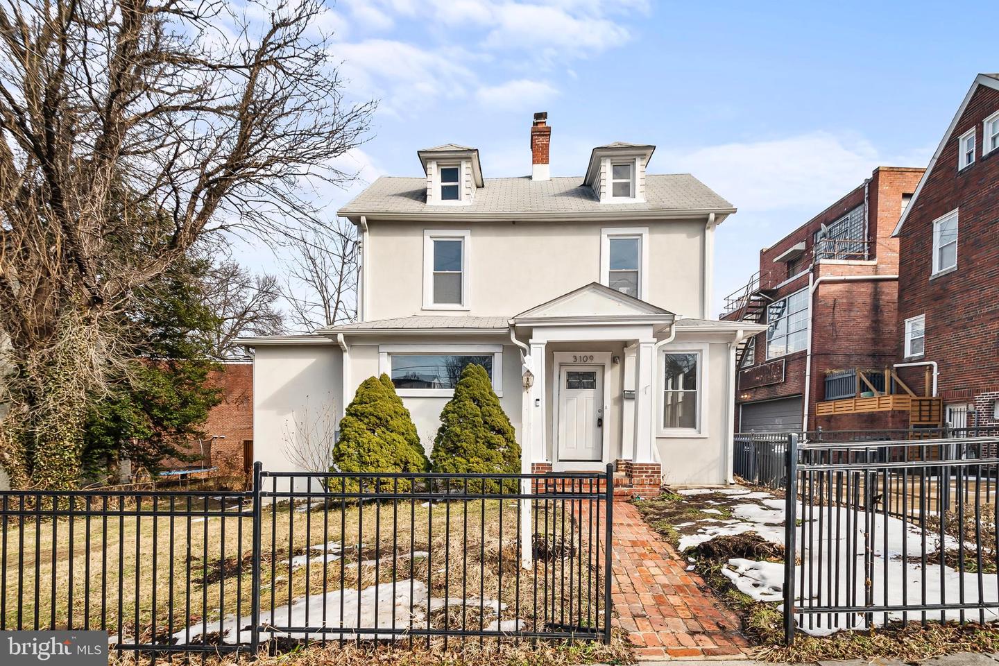 3109 20TH ST NE, WASHINGTON, District Of Columbia 20018, 3 Bedrooms Bedrooms, ,2 BathroomsBathrooms,Residential,For sale,3109 20TH ST NE,DCDC2243986 MLS # DCDC2243986