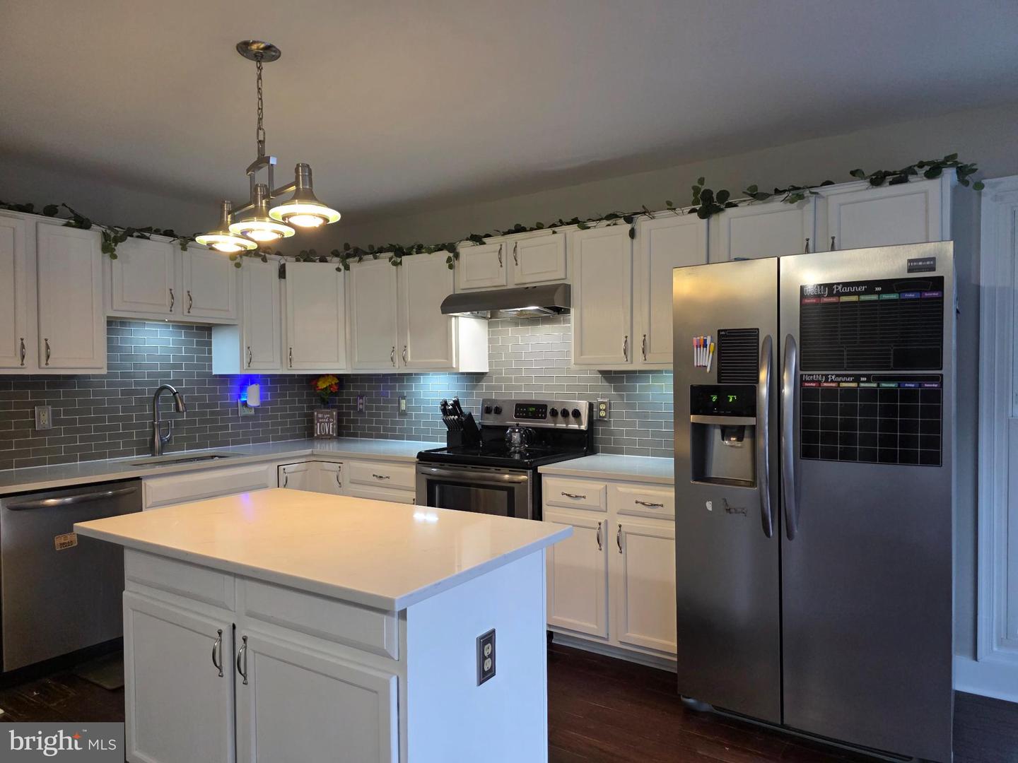 301 TWIN BROOK LN, STAFFORD, Virginia 22554, 2 Bedrooms Bedrooms, ,3 BathroomsBathrooms,Residential,For sale,301 TWIN BROOK LN,VAST2045918 MLS # VAST2045918