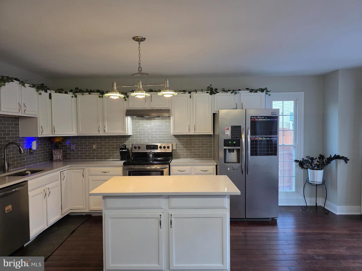 301 TWIN BROOK LN, STAFFORD, Virginia 22554, 2 Bedrooms Bedrooms, ,3 BathroomsBathrooms,Residential,For sale,301 TWIN BROOK LN,VAST2045918 MLS # VAST2045918