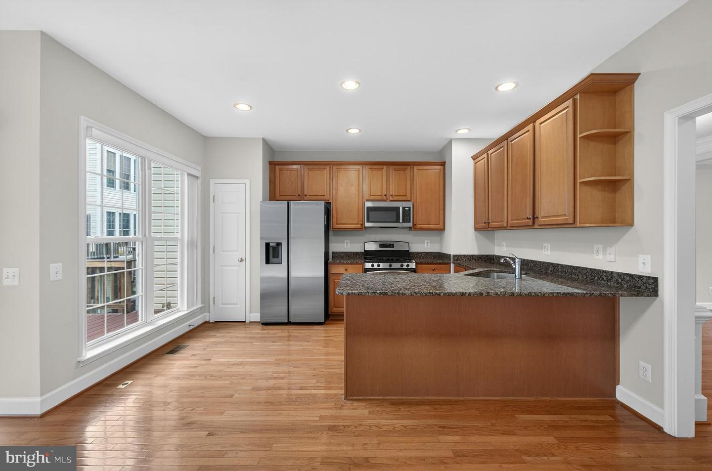 13717 MAPLE SUGAR LN, HERNDON, Virginia 20171, 4 Bedrooms Bedrooms, ,3 BathroomsBathrooms,Residential,For sale,13717 MAPLE SUGAR LN,VAFX2290826 MLS # VAFX2290826